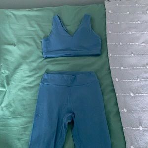 Gymshark set leggings and sports bra